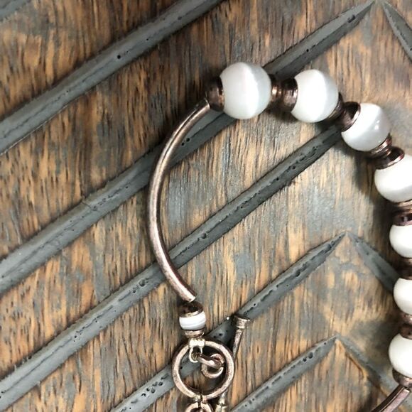 White and Silver Ombre Bracelet Beaded - Picture 3 of 8